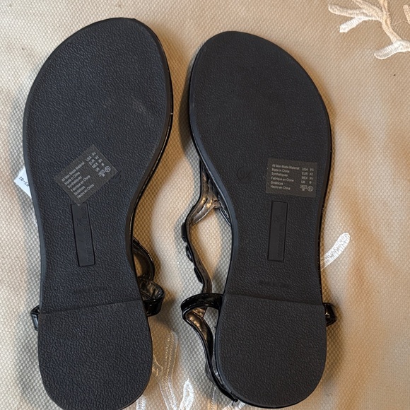 Montego Bay Club Glossy Black Sandals - Picture 4 of 4